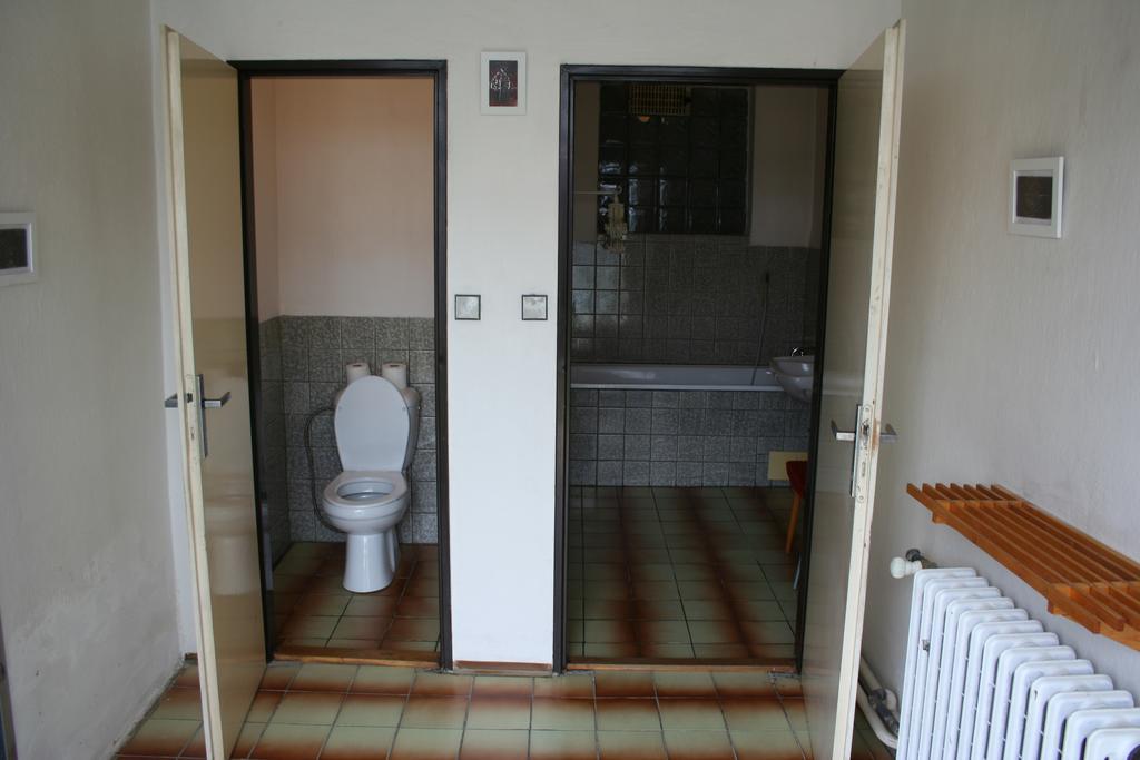 Vejminek U Drahusky Mcely Apartment Exterior photo